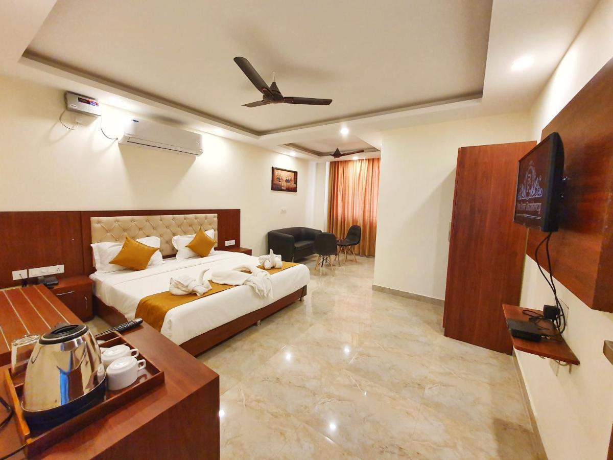 The Park Residency Hotel Dehradun Exterior photo