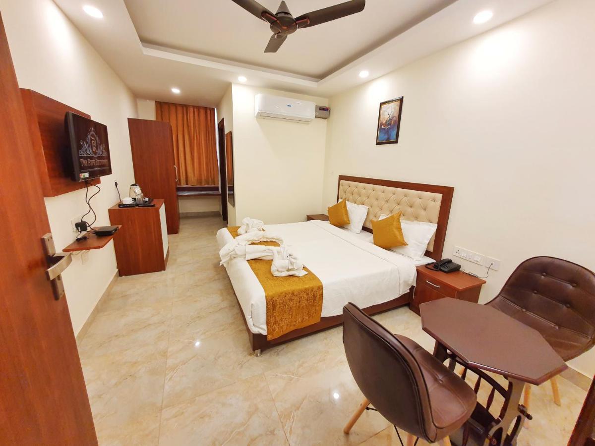 The Park Residency Hotel Dehradun Exterior photo
